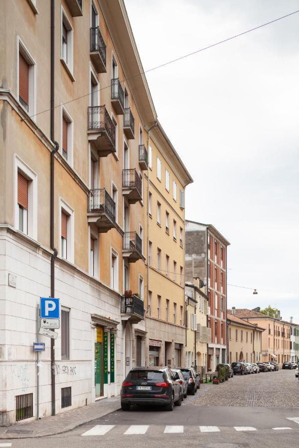 Bellamantova 1 Buitenkant foto
